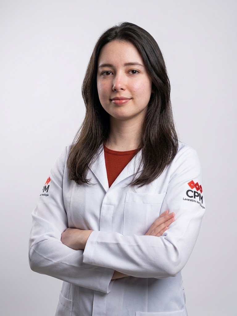 Foto Dra. Fernanda Chalá